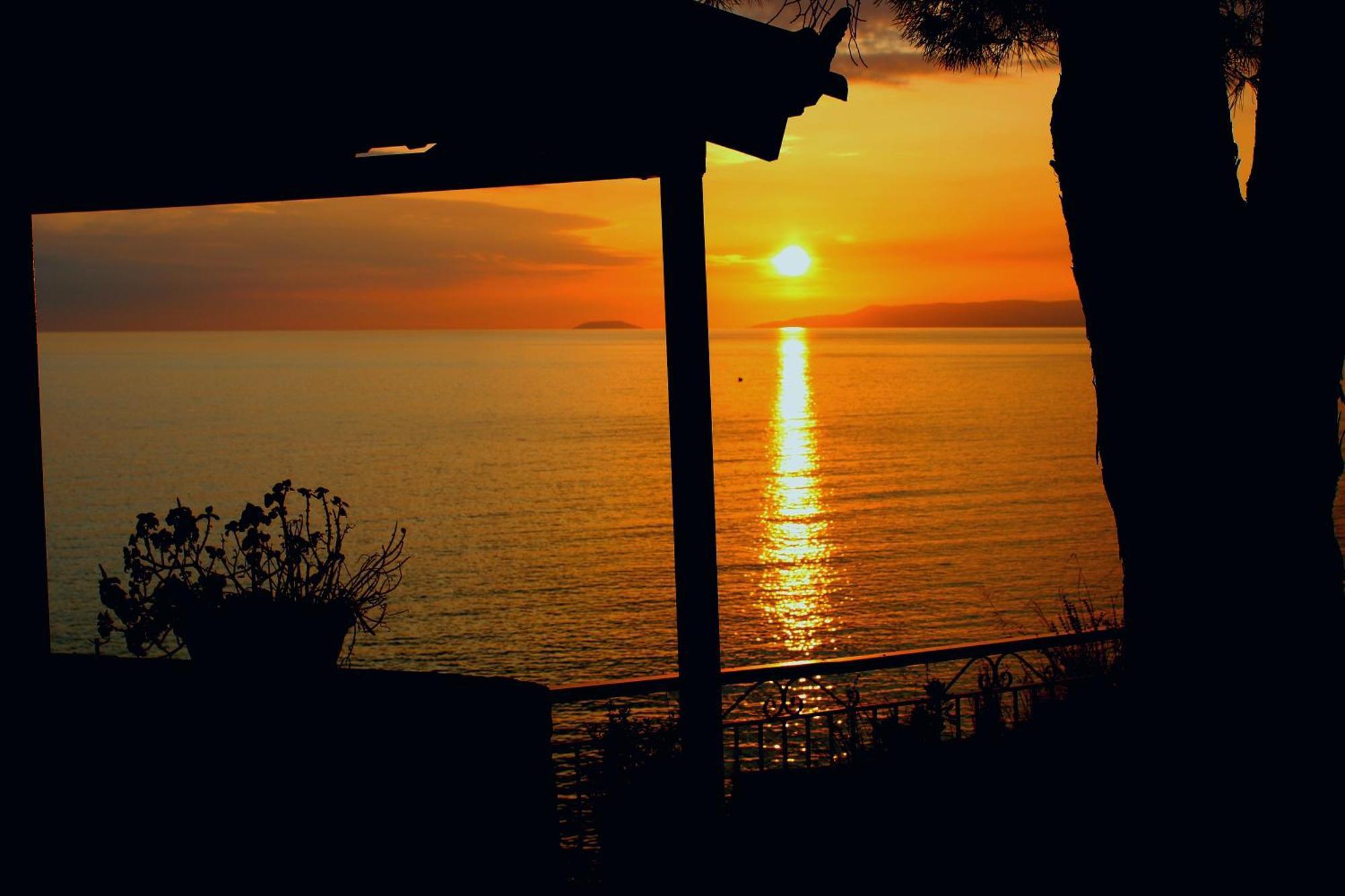 Sea And Sun Apartments 303 Ιδιωτικό Διαμέρισμα การ์ดามมีลี ภายนอก รูปภาพ